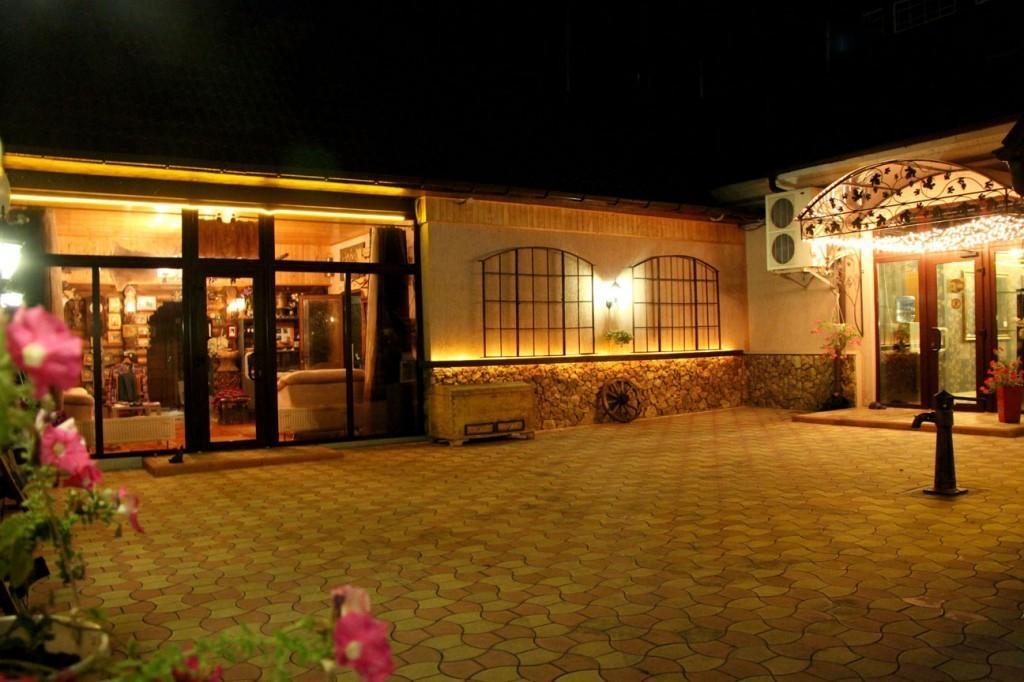 Hotel Style Bessarabia Kiliya Ngoại thất bức ảnh